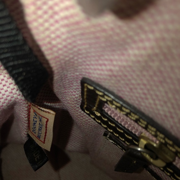 Authentic Dooney & Bourke Satchel/Wallet - Picture 7 of 8